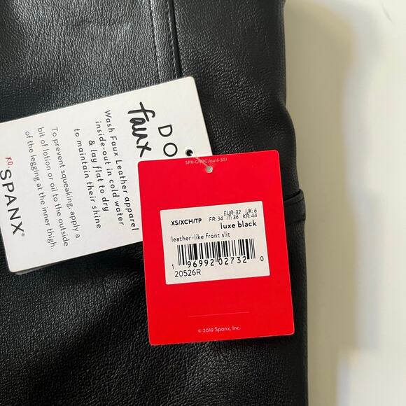 Spanx Leather-Like Front Slit Pants Women's XS in Luxe Black Faux Vegan NWT - Picture 10 of 12